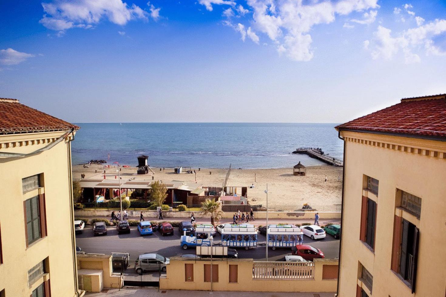 Litus Roma Hostel Lido di Ostia Dış mekan fotoğraf The beach of Varano